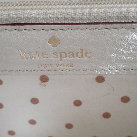 Kate Spade Zippered Wallet - Picture 7 of 9